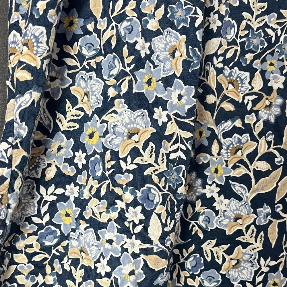 J. Jill Women's Floral Luxe Supima Relaxed Tee - Navy and Peach Petite Medium - Picture 3 of 3